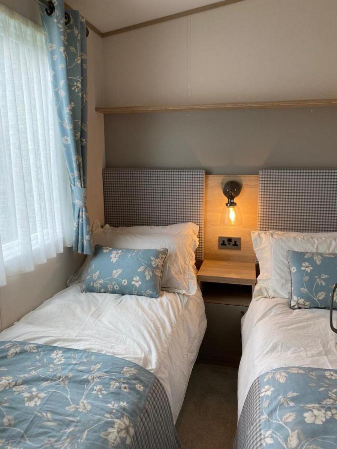 Flookburgh Lake District Prestige Caravan, 3 Bedrooms, Sleeps 8 On Haven Holiday Park المظهر الخارجي الصورة