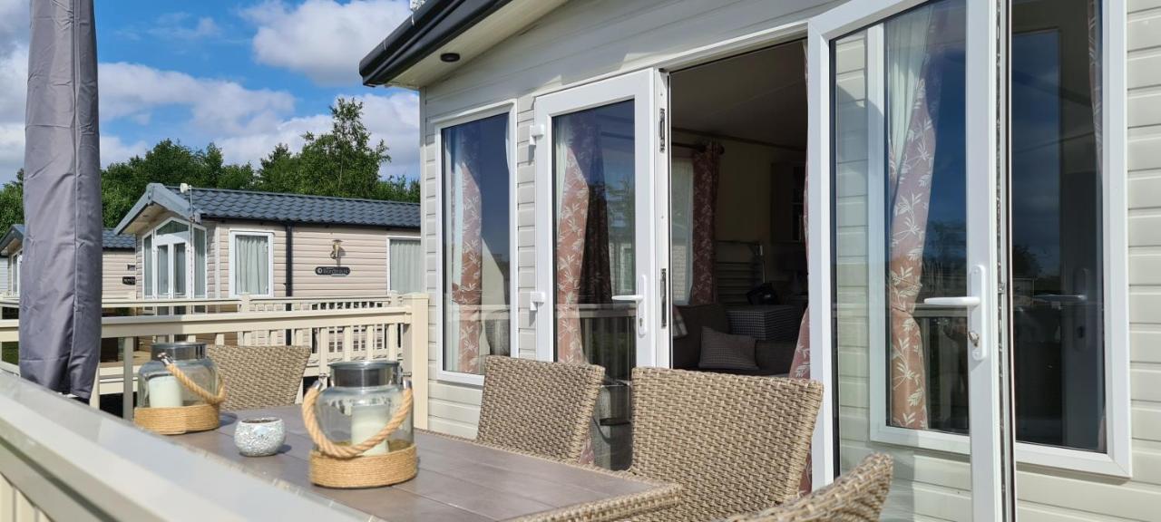 Flookburgh Lake District Prestige Caravan, 3 Bedrooms, Sleeps 8 On Haven Holiday Park المظهر الخارجي الصورة