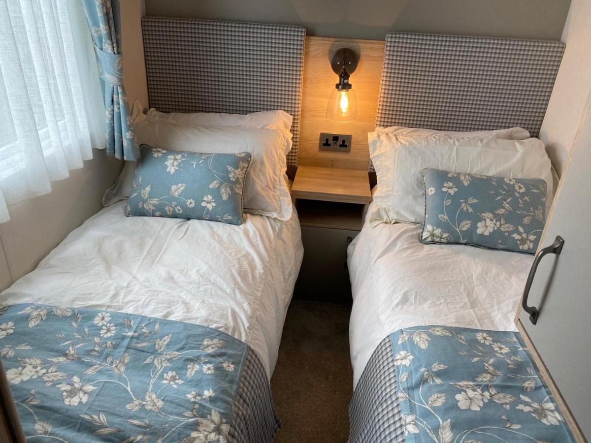 Flookburgh Lake District Prestige Caravan, 3 Bedrooms, Sleeps 8 On Haven Holiday Park المظهر الخارجي الصورة