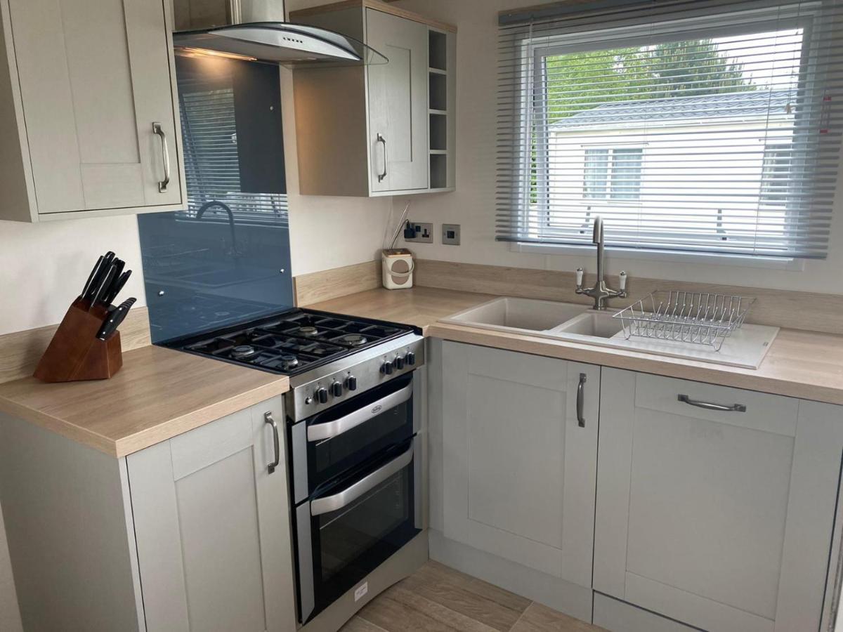 Flookburgh Lake District Prestige Caravan, 3 Bedrooms, Sleeps 8 On Haven Holiday Park المظهر الخارجي الصورة